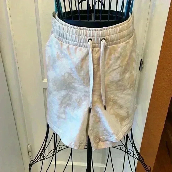 Banana Republic Knit Shorts-Sz M - Picture 1 of 6